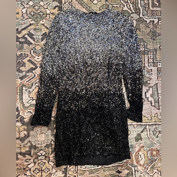 retrofete Sequins Ombre Nikki Party Mini Dress in Silver & Black - Picture 2 of 4